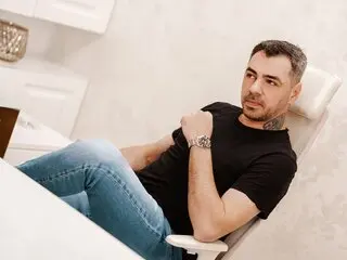 JamesDilan livejasmin.com