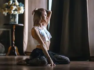 LeilaGreenfield anal